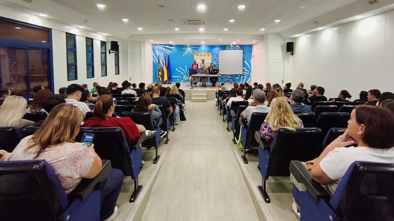 El ‘Dia de les Penyes’ inicia este sábado en Benidorm la cuenta atrás para sus Festes Majors Patronals